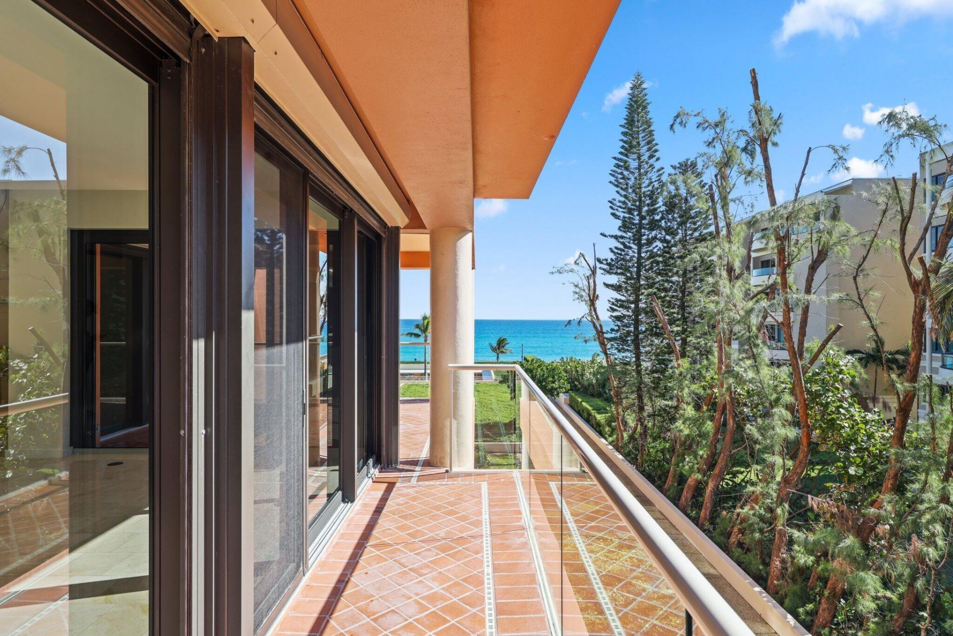 2 N Breakers Row, Unit S32, Palm Beach, FL 33480 Photo
