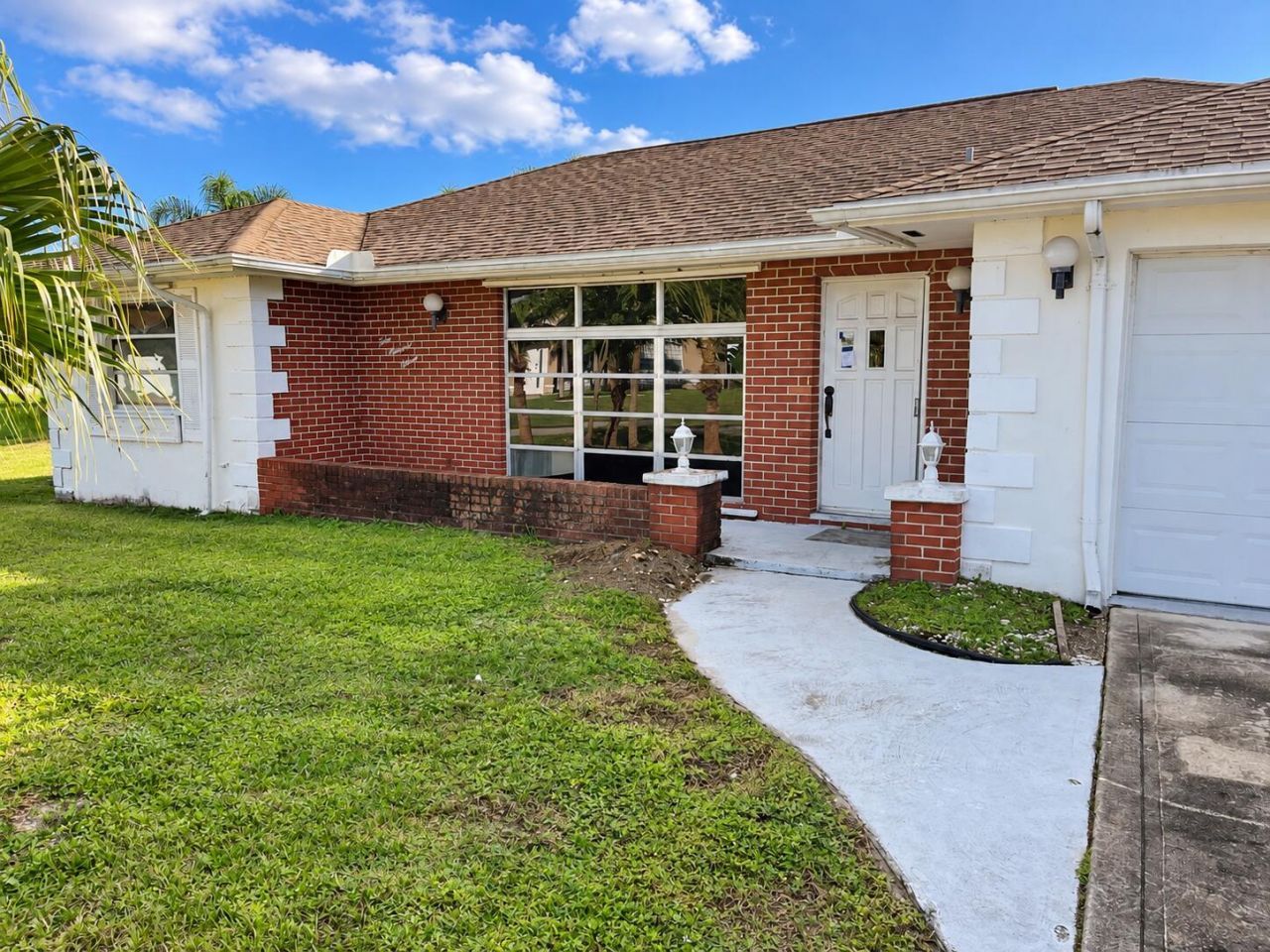 411 SE Sunnydale Lane, Port Saint Lucie, FL 34983 Photo