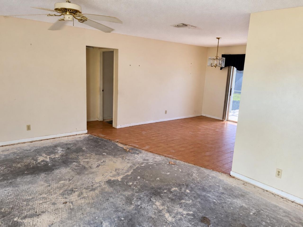 411 SE Sunnydale Lane, Port Saint Lucie, FL 34983 Photo