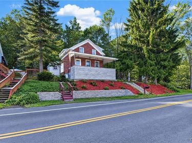 5539 Valley Rd , Oriskany, NY 13424