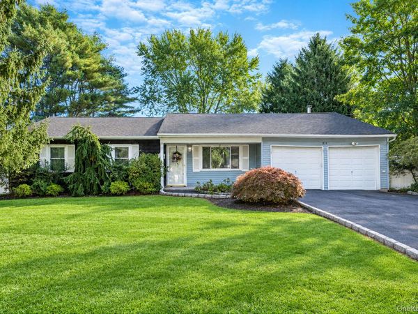 211 Mount Sinai Coram Road , Coram, NY 11727