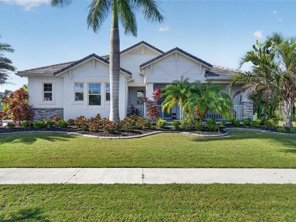 816 MANNS HARBOR DRIVE , APOLLO BEACH, FL 33572
