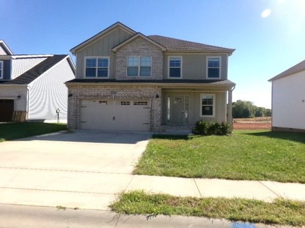 873 Macon Ln , Clarksville, TN 37042