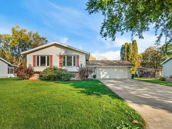 312 Meadow Lane, DeForest, WI 53532