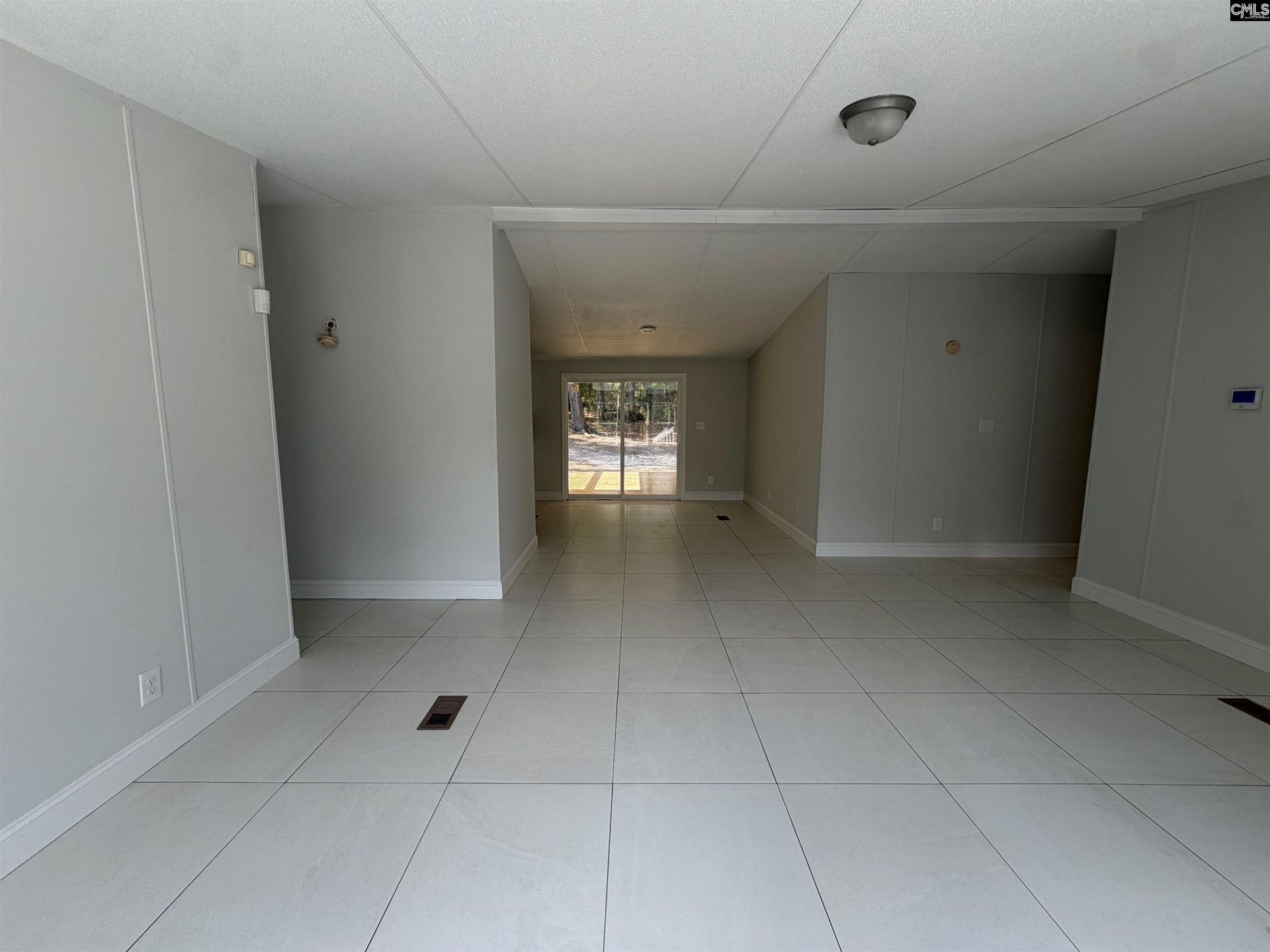 19 Wayside Lane Photo 11