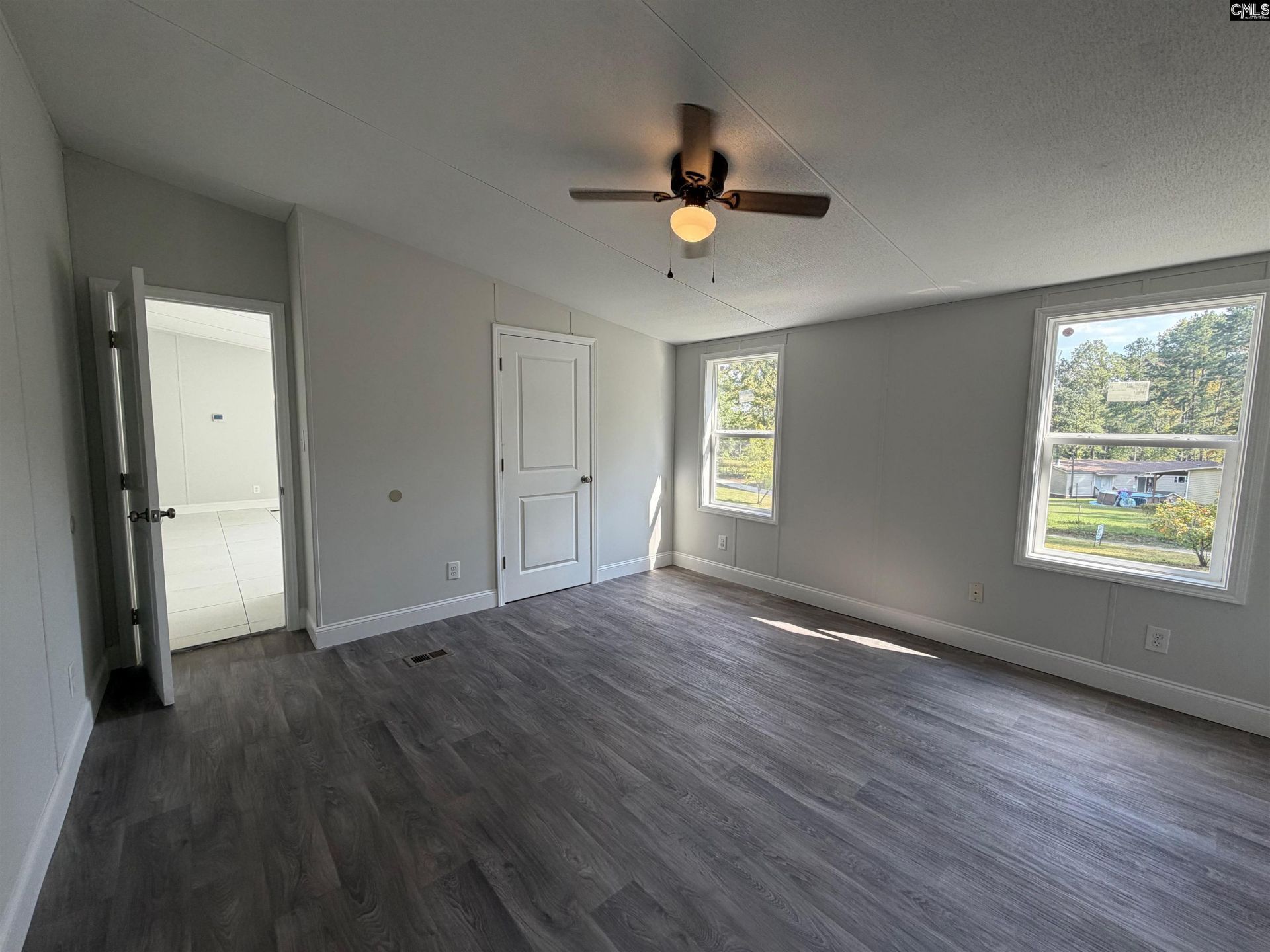 19 Wayside Lane Photo 13