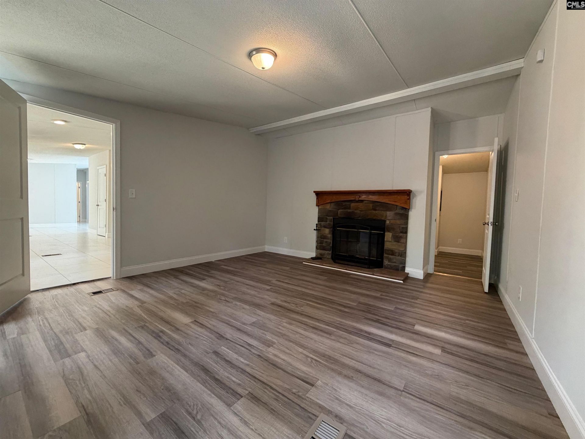 19 Wayside Lane Photo 21