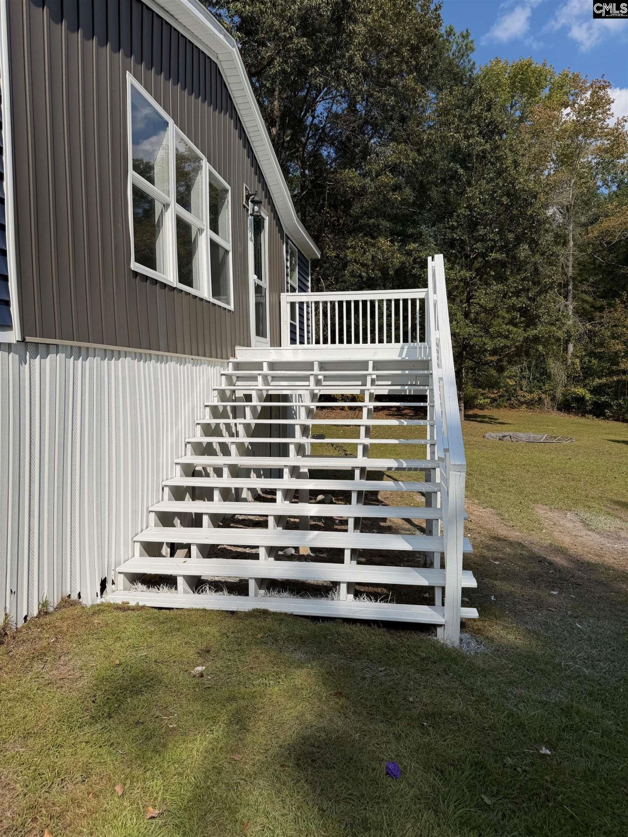 19 Wayside Lane Photo 8