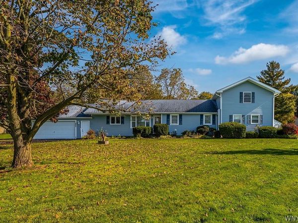 5623 Bridgeman Road , Sanborn, NY 14132