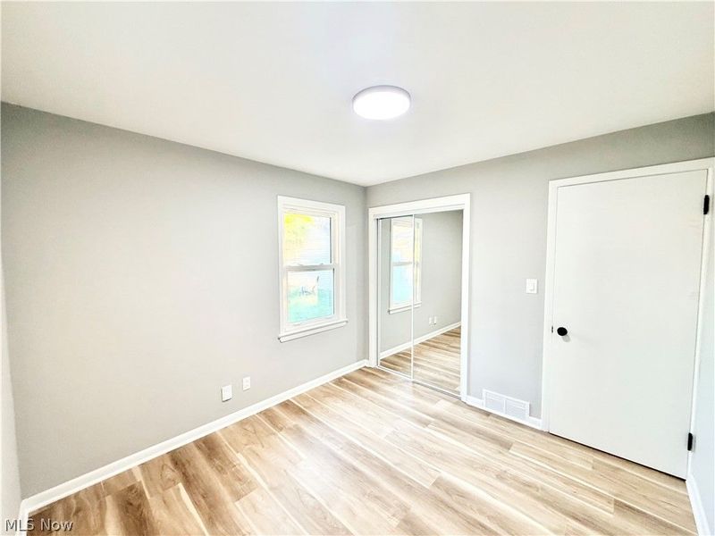8409 Wainstead Drive, Parma, OH 44129 Photo 13