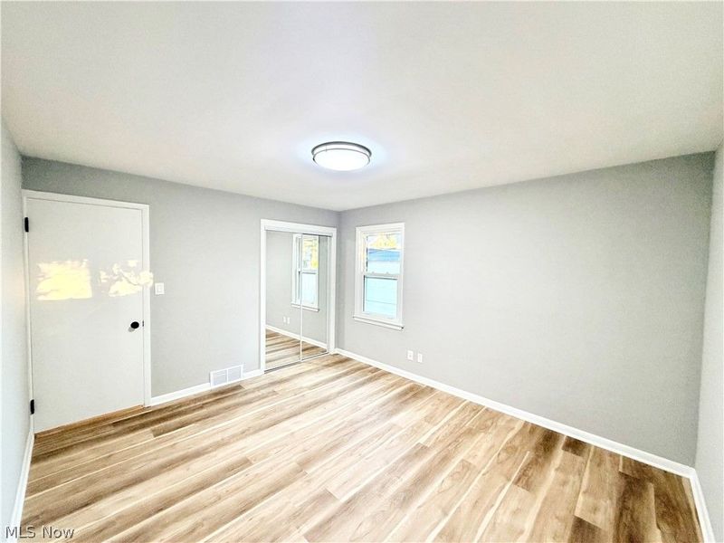 8409 Wainstead Drive, Parma, OH 44129 Photo 9