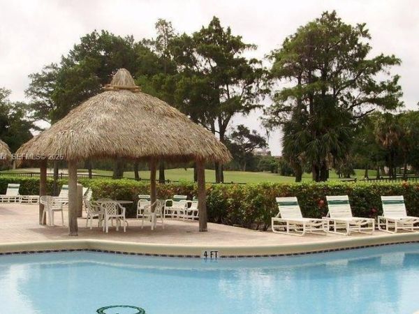6100 NW 44th St , Unit 208, Lauderhill, FL 33319