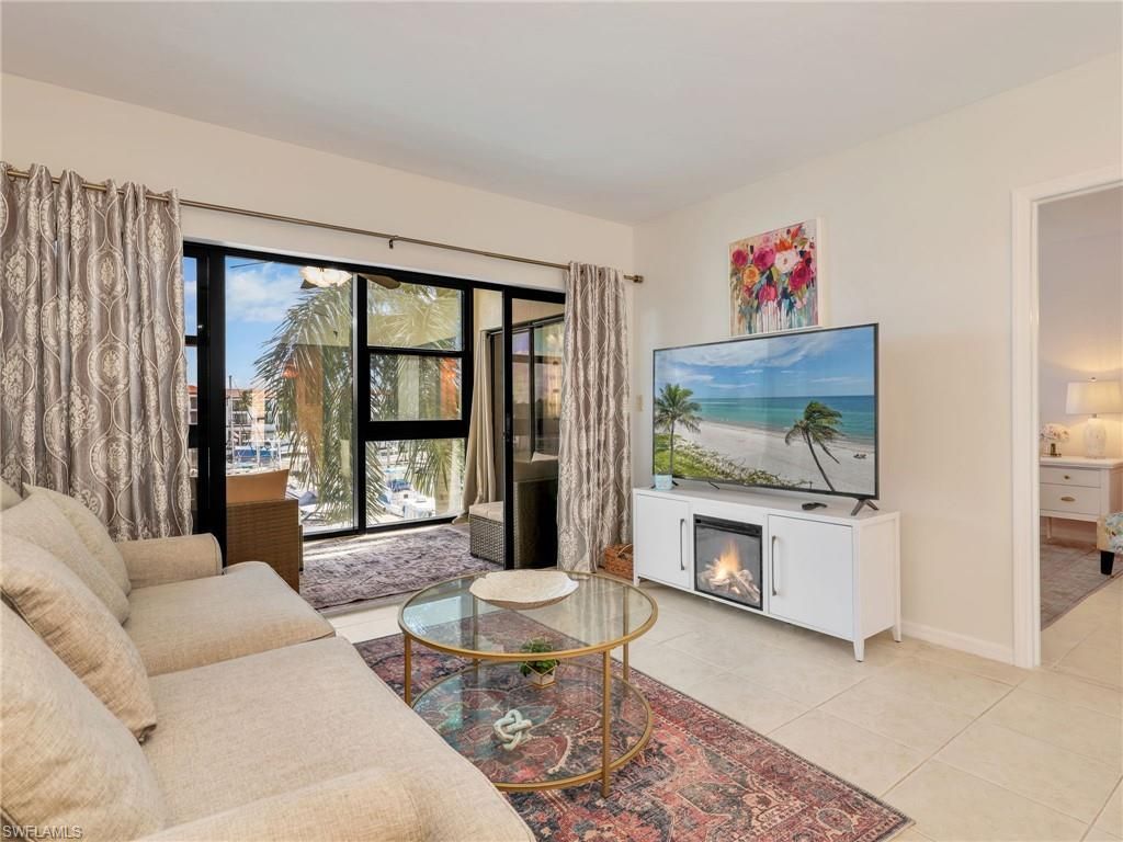801 River Point Dr , Unit 203A, Naples, FL 34102 Photo
