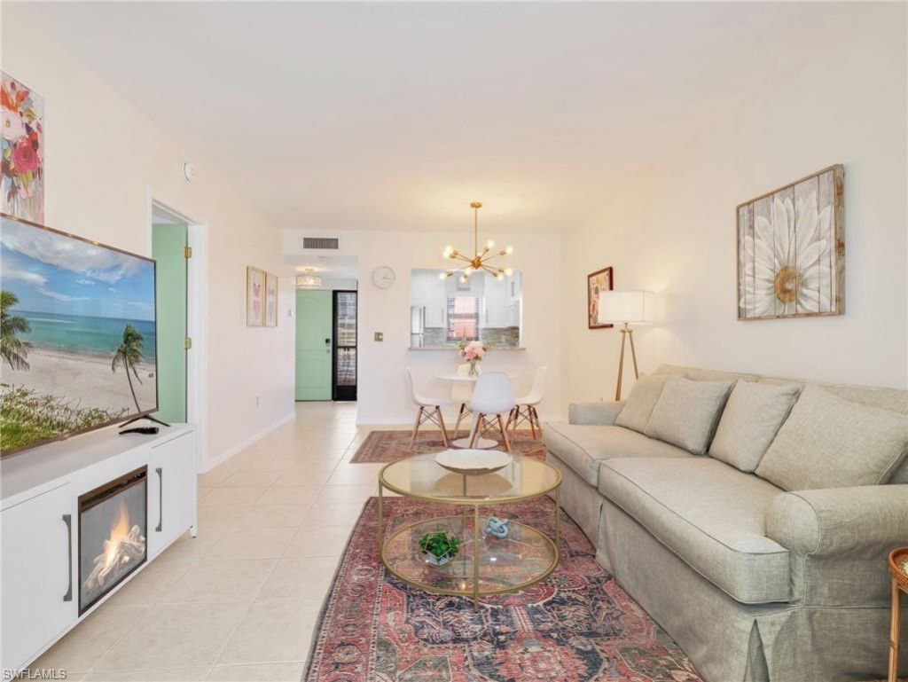 801 River Point Dr , Unit 203A, Naples, FL 34102 Photo