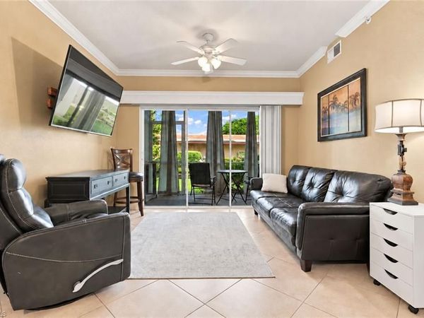 4635 Saint Croix LN, Unit 1216, NAPLES, FL 34109