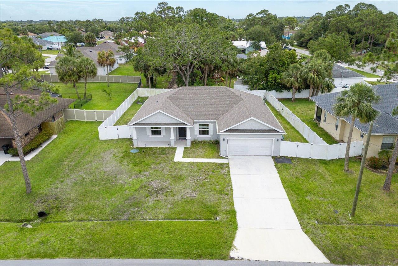 2509 SW Kenilworth Street, Port Saint Lucie, FL 34953 Photo
