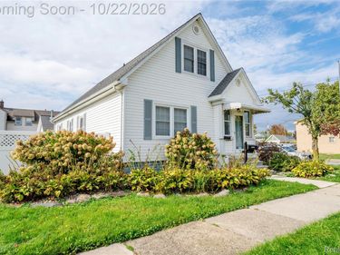 2302 1st Street, Wyandotte, Mi 48192