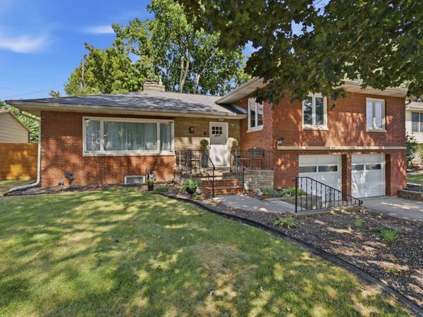 1507 36th Avenue , Moline, IL 61265