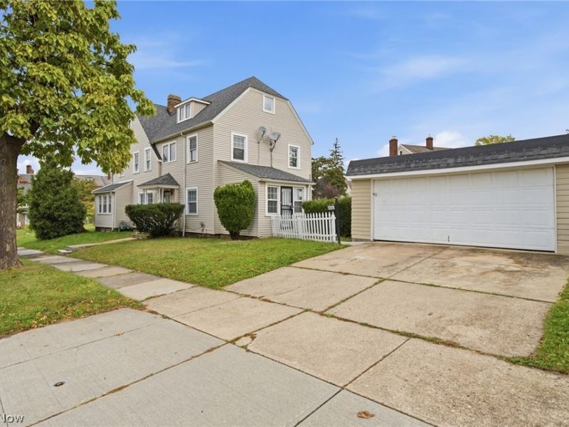3428 Milverton Road, Unit 2, Shaker Heights, OH 44120 Photo 2