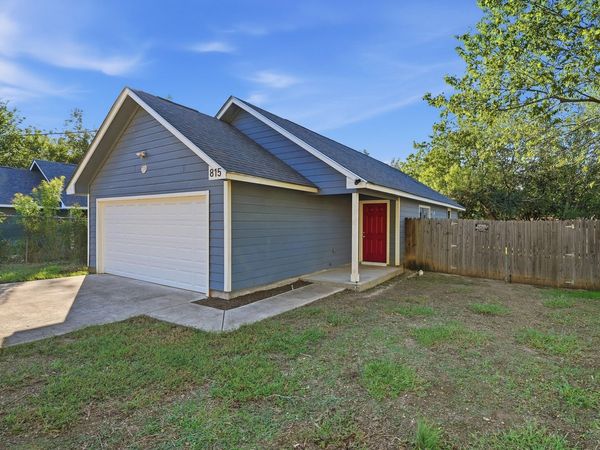815 Fourth, Seguin, TX 78155