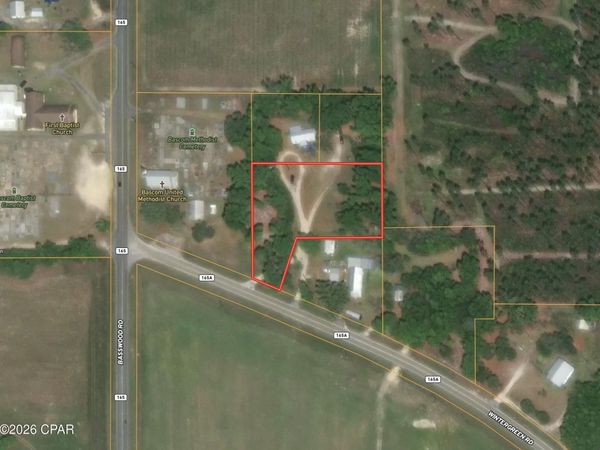 5302 Wintergreen Road , Bascom, FL 32423