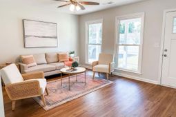 4428 Jenwood Street photo 4