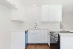 4428 Jenwood Street photo 4