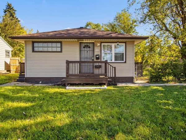 5426 N 60th STREET, Milwaukee, WI 53218