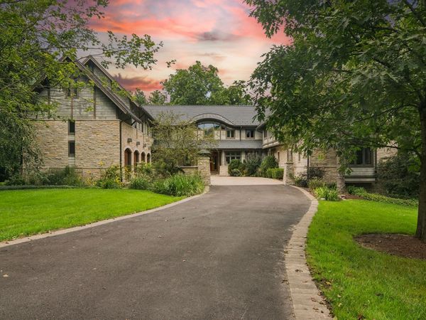 24 Hidden Brook Drive , North Barrington, IL 60010