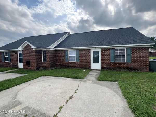 3204 Parkway Court , Unit A & B, Greenville, NC 27834