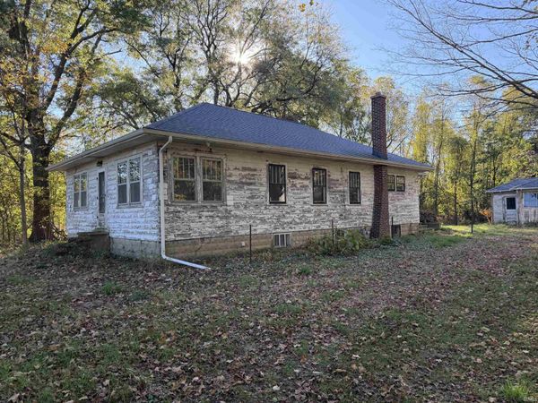 18573 Lincoln Highway, Plymouth, IN 46563