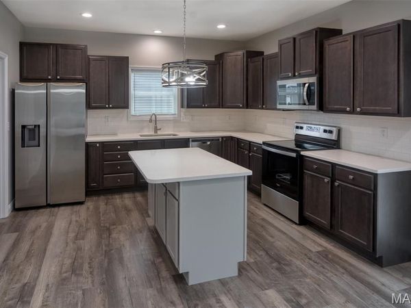 230 Huntleigh Parkway, Foristell, MO 63348