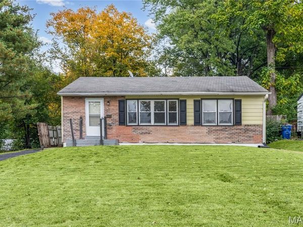 4026 Belfore Drive , St Louis, MO 63121