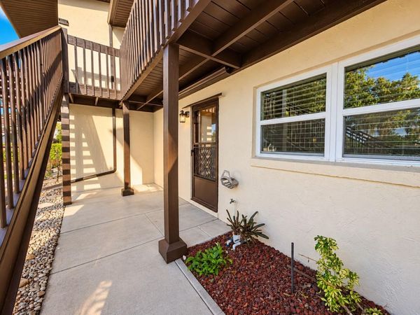900 AVENUE Z SE, Unit C2, WINTER HAVEN, FL 33880