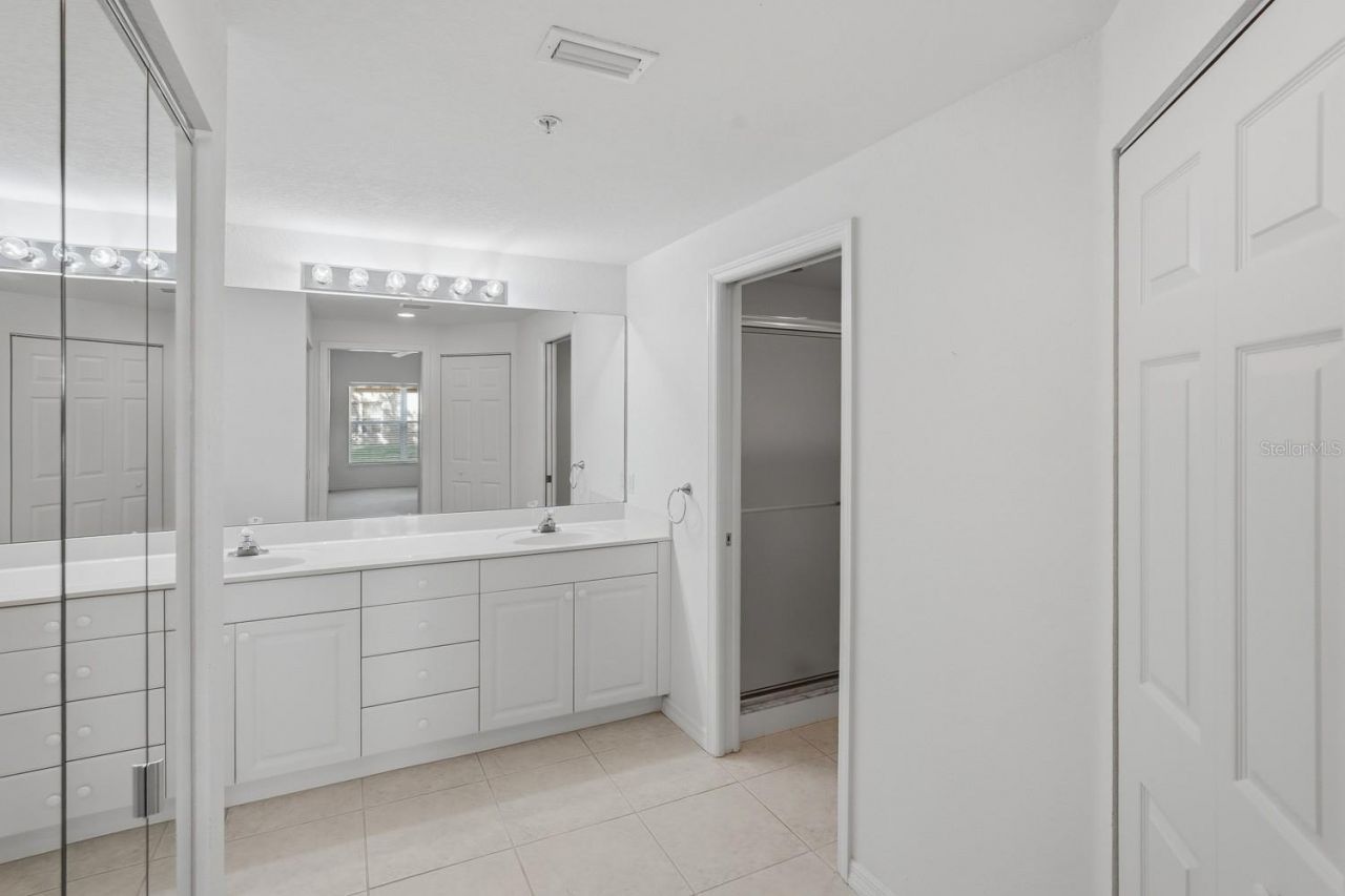 7133 Cedar Hollow Circle , Unit 22-102, Bradenton, FL 34203 Photo