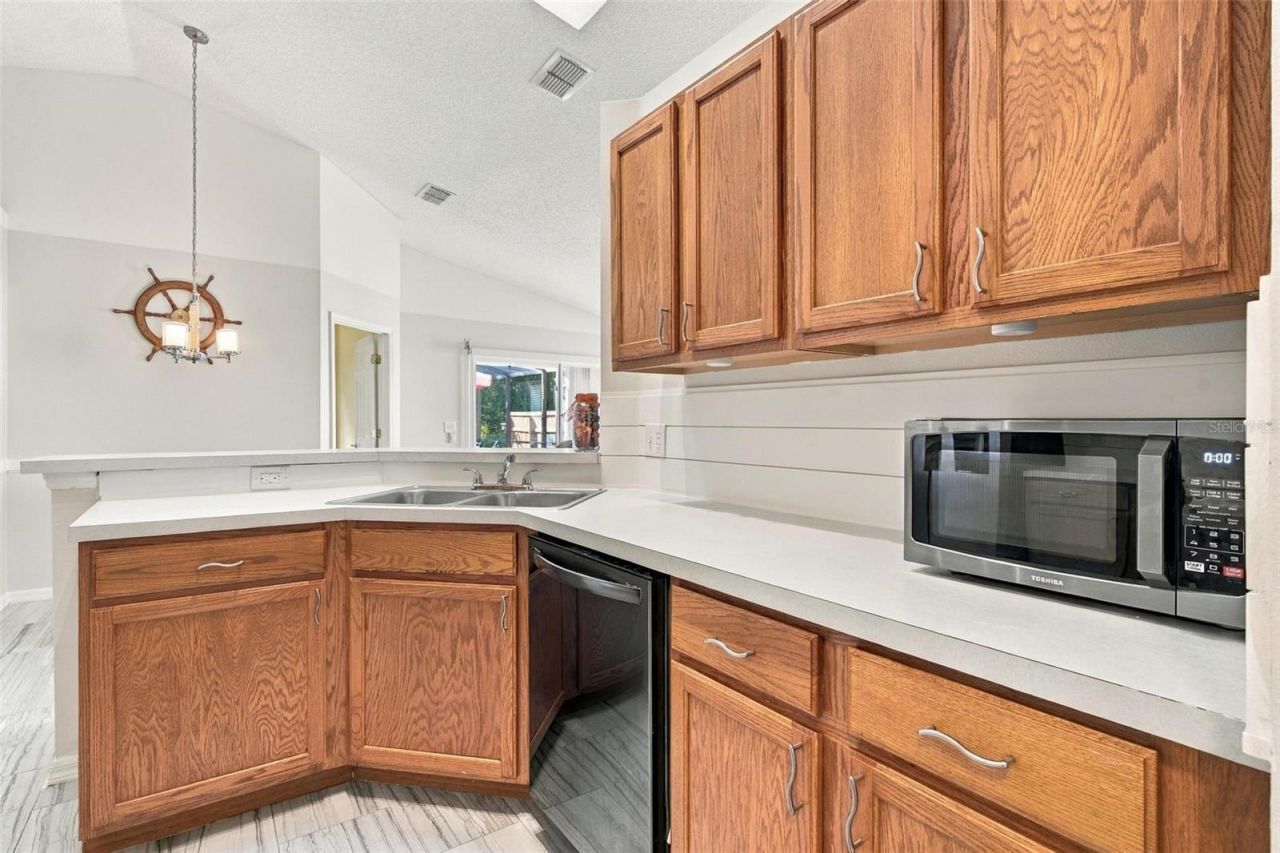 945 Clear Creek Circle , Clermont, FL 34714 Photo