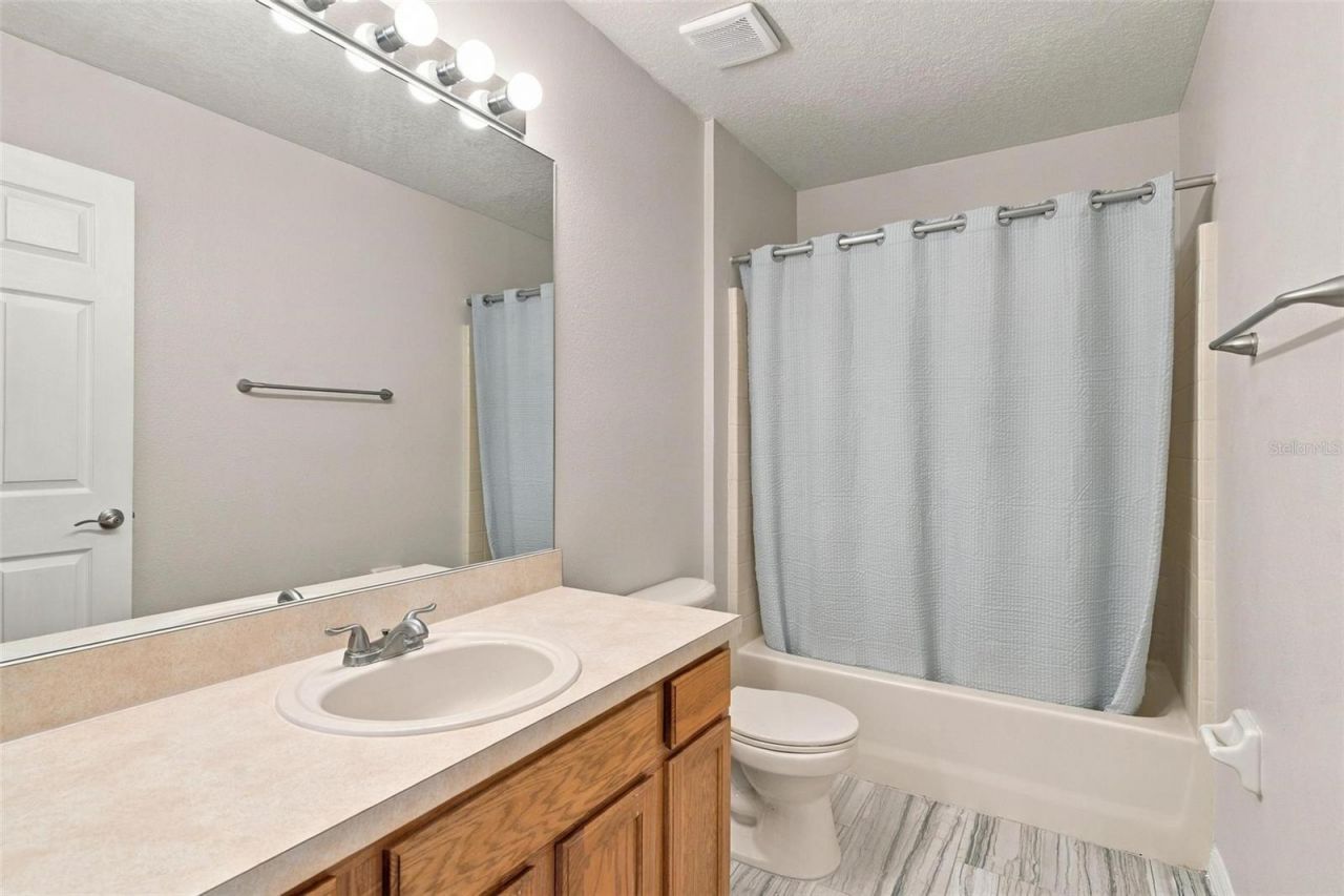 945 Clear Creek Circle , Clermont, FL 34714 Photo