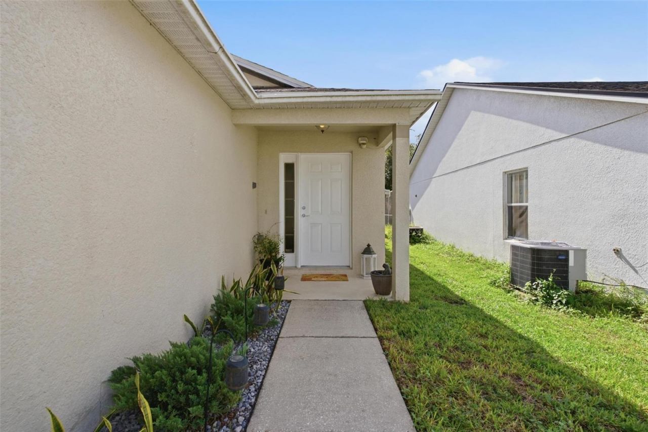 945 Clear Creek Circle , Clermont, FL 34714 Photo
