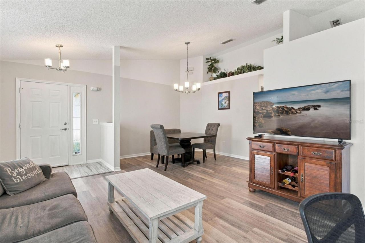 945 Clear Creek Circle , Clermont, FL 34714 Photo