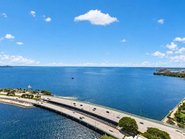 175 SE 25TH Road, Unit 2403, Miami, FL 33129