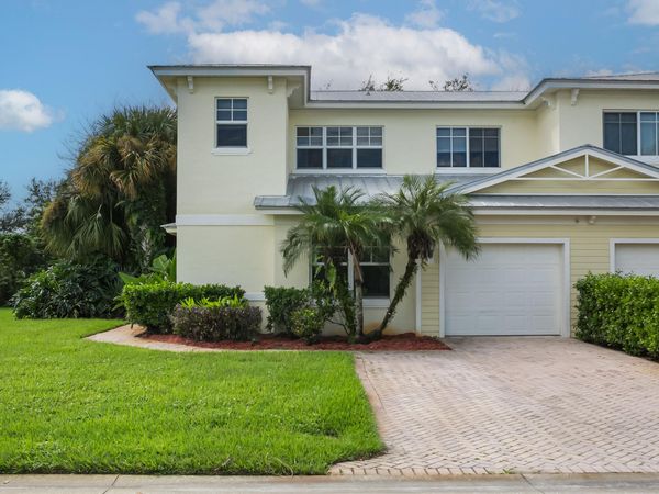 2551 Creekside Drive, Fort Pierce, FL 34981