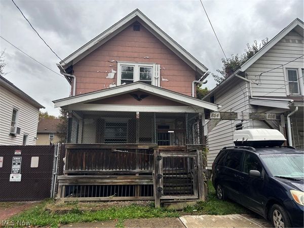 854 Keeney Street , Akron, OH 44310