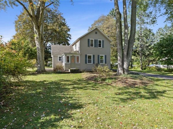 1585 Creek Street , Rochester, NY 14625