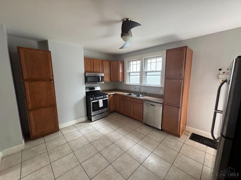 817 Pedretti Avenue, Cincinnati, OH 45238 Photo 17