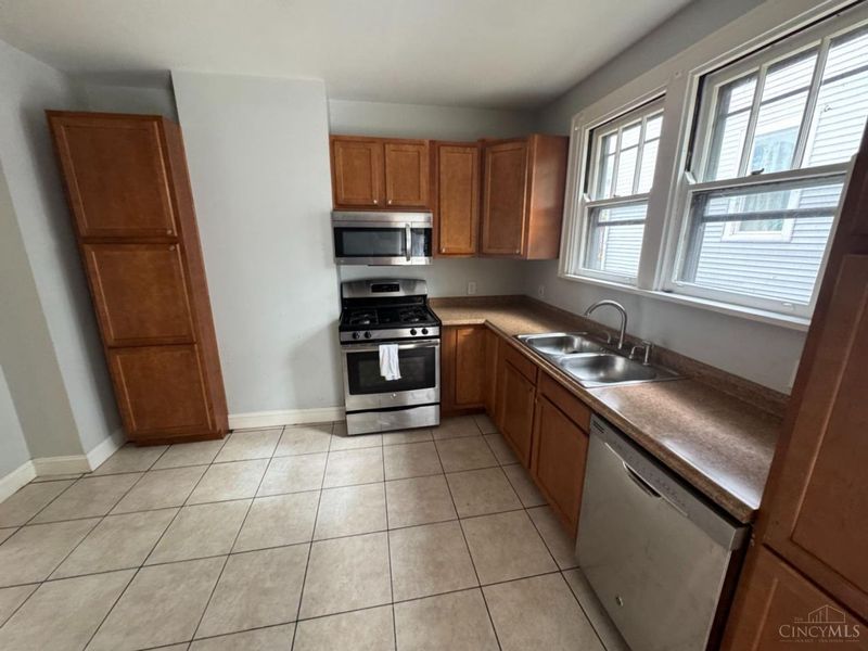 817 Pedretti Avenue, Cincinnati, OH 45238 Photo 20
