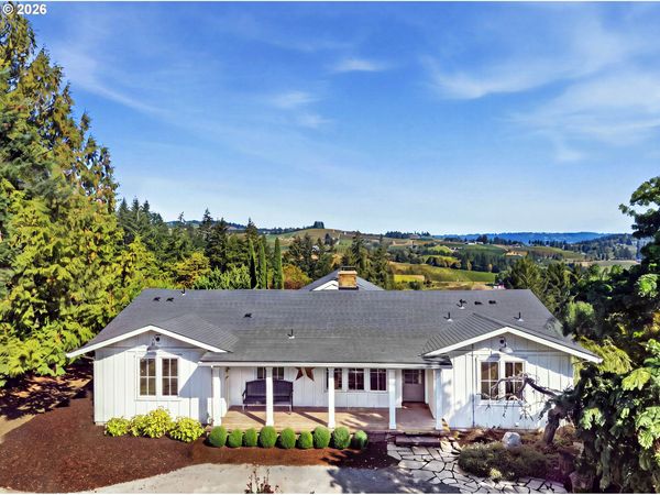19335 NE TRUNK RD, Dundee, OR 97115