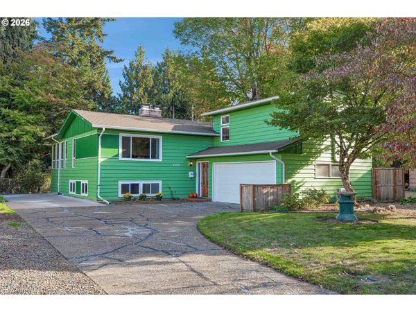 4892 SE FIELDCREST DR, Milwaukie, OR 97222