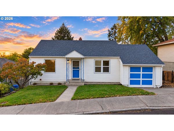 523 NW 6TH ST, Pendleton, OR 97801