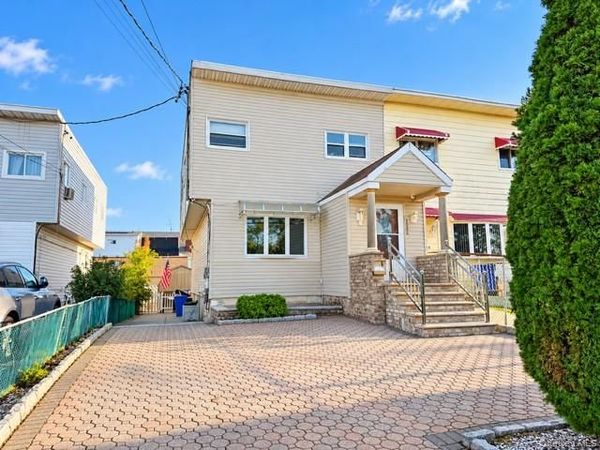 3084 Harding Avenue , Bronx, NY 10465
