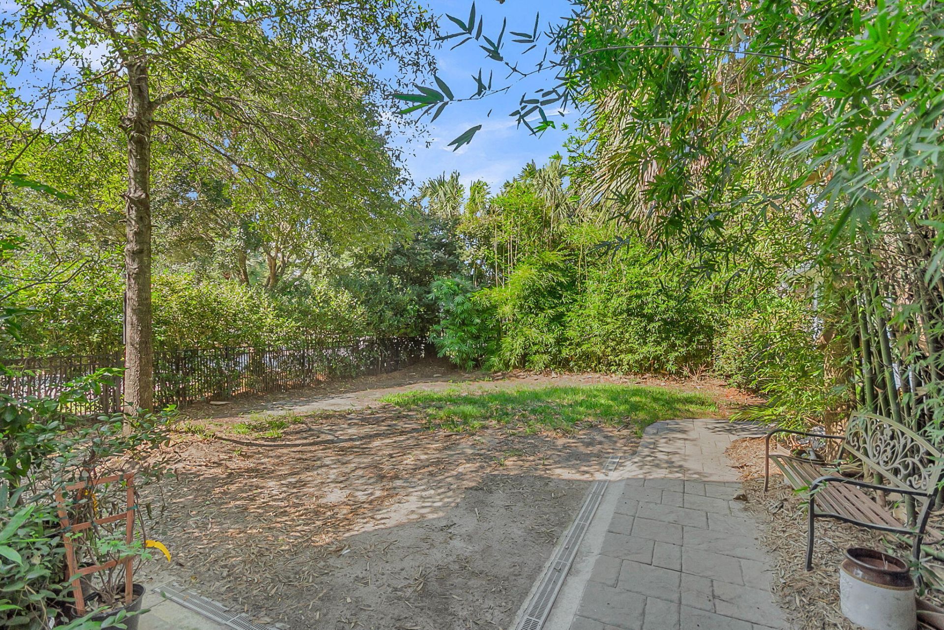 3664 Shutesbury Street Photo 53